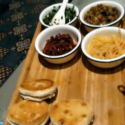 烏魯木齊雨軒齋清真食品旗下第九味清真餐飲 顧客綜合評價與分析